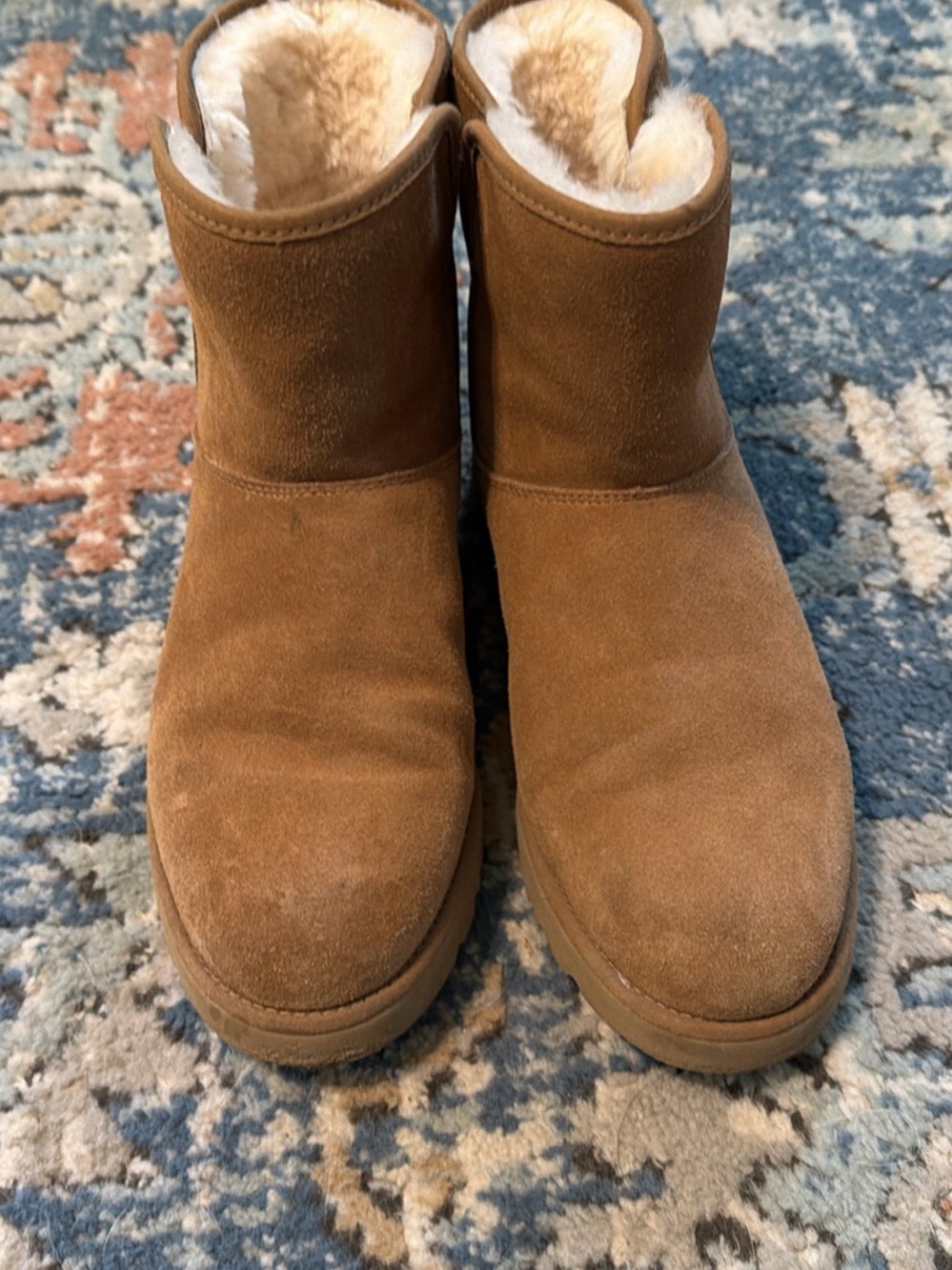 UGG Women’s Chestnut Suede Short Shearling Boots